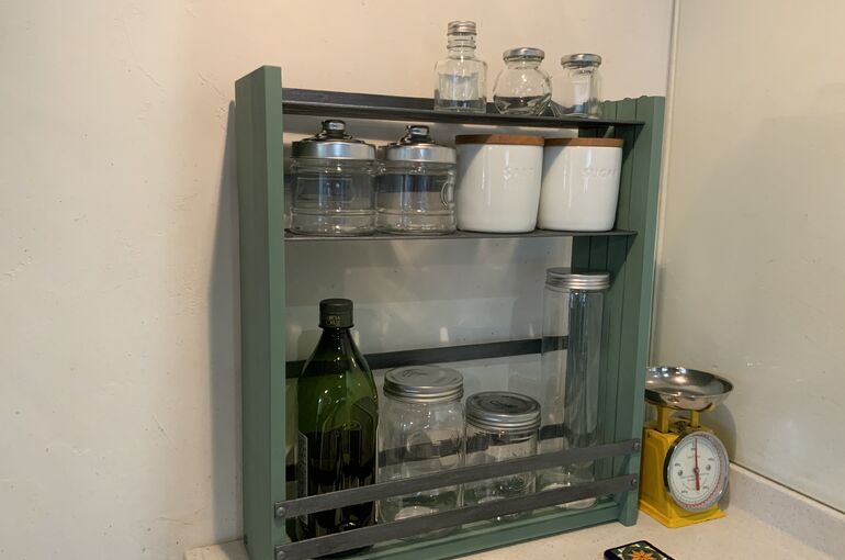 FDE47F25-A894-434D-B816-52043D44E477