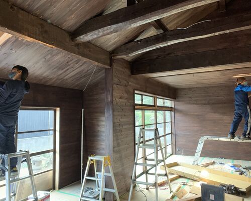 63F4385D-F70D-4B0A-8F43-92A970430866