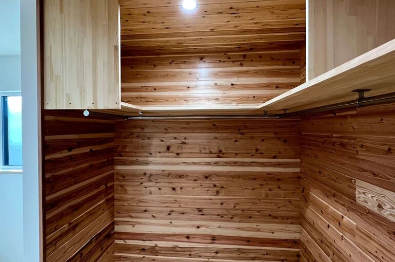 ファミリークローゼット1